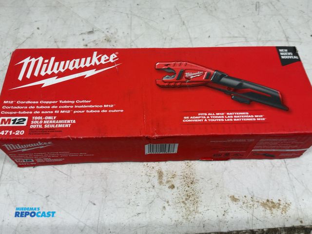 Lot 2-96602 - Milwaukee M12 12V Lithium-Ion Cordless Copper Tubing Cutter (Tool-Only) -