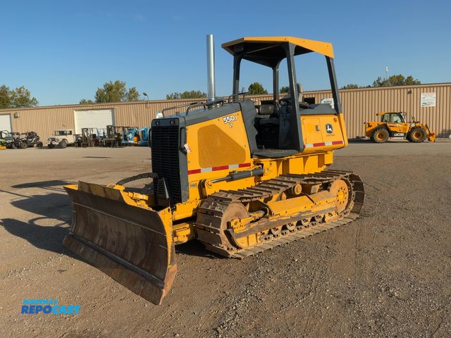 Lot 2-41598 - 2006 John Deere 550J LT Dozer