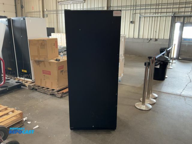 Lot 2-11520 - Scratch & Dent Vinotemp EL-300GFEB-L 300-Bottle Dual-Zone Wine Cooler