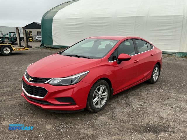 Lot 2-30255 - 2017 Chevrolet Cruze LT Auto Sedan FWD