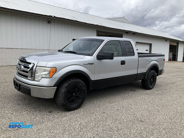 Lot 2-61191 - 2010 Ford F150 XLT SuperCab Double Cab Standard Box Pickup Truck RWD