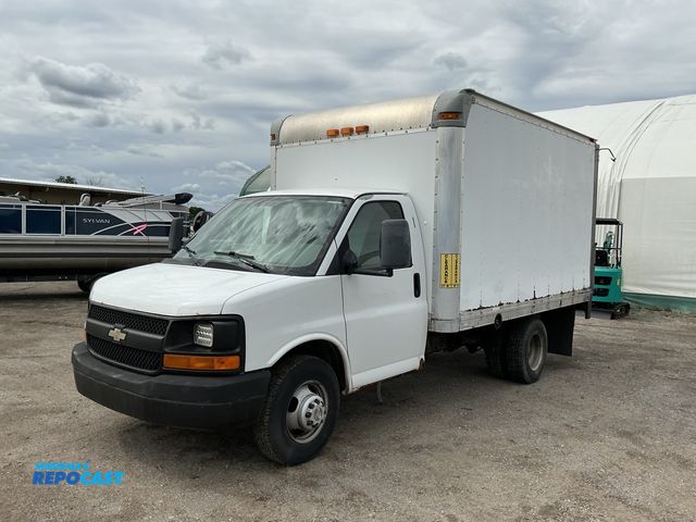 Lot 2-71255 - 2012 Chevrolet Express G3500 Cargo Van RWD
