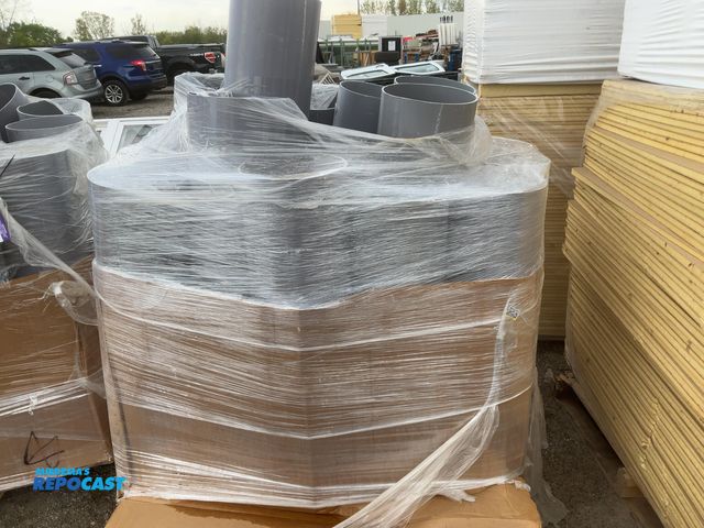 Lot 2-35902 - Pallet 10" thin wall pipe - various lengths
