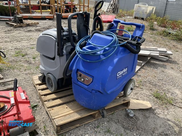 Lot 2-45801 - Lot of (3) a advanced ES300 XP floor sweeper, 1 tornado CK 14/1 pro vacuum, and a Clarke TFC 400 flo...