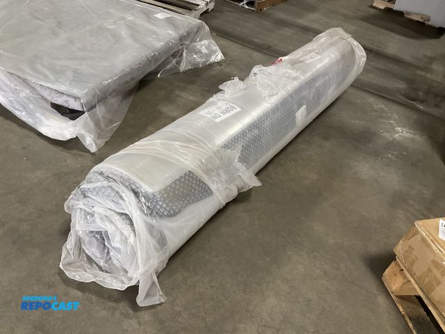 Lot 2-63172 - New Christianson 72” x 80” x 10” Mattress Gray