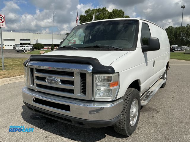 Lot 2-76807 - 2012 Ford E-250 Cargo Van RWD