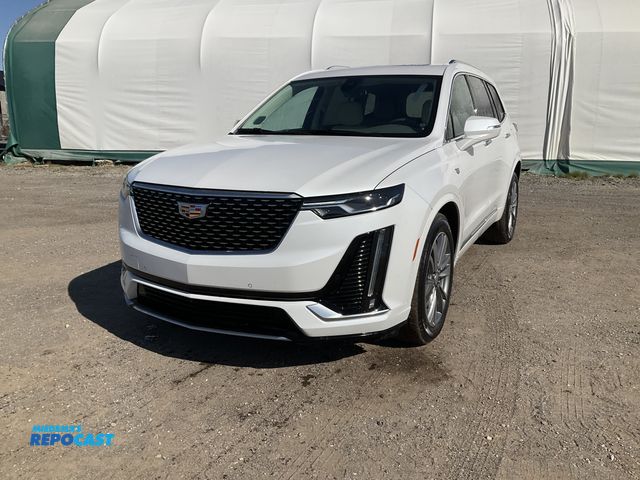 Lot 2-90195 - 2022 Cadillac XT6 Premium Luxury SUV AWD