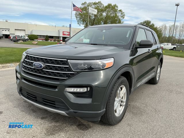 Lot 2-40681 - 2022 Ford Explorer XLT SUV AWD
