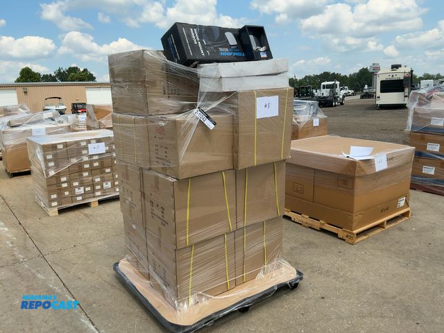 Lot 2-11242 - Skid of New Mirrors for Semi Trucks, most are SL-981H Universal 7-1/2" SS Offset Convex Mirrors, see...