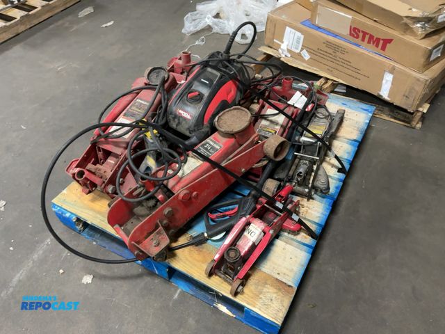 Lot 2-69210 - Skid Lot of Assorted Hydraulic Service Jacks