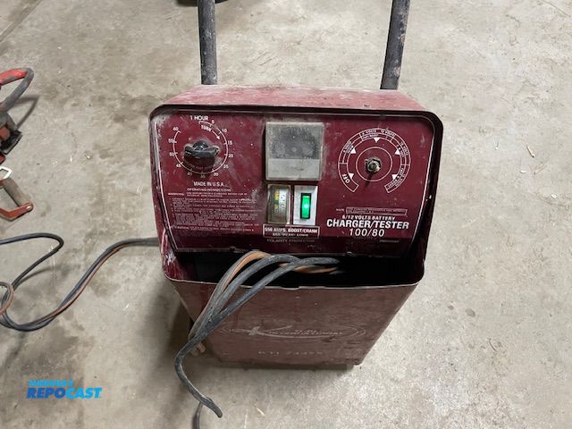 Lot 2-72710 - K Tool International battery charger, works, missing knob