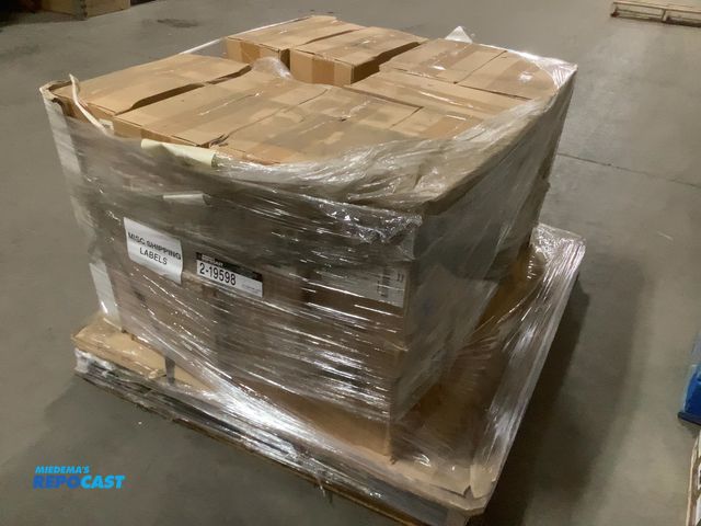 Lot 2-19598 - Misc shipping labels