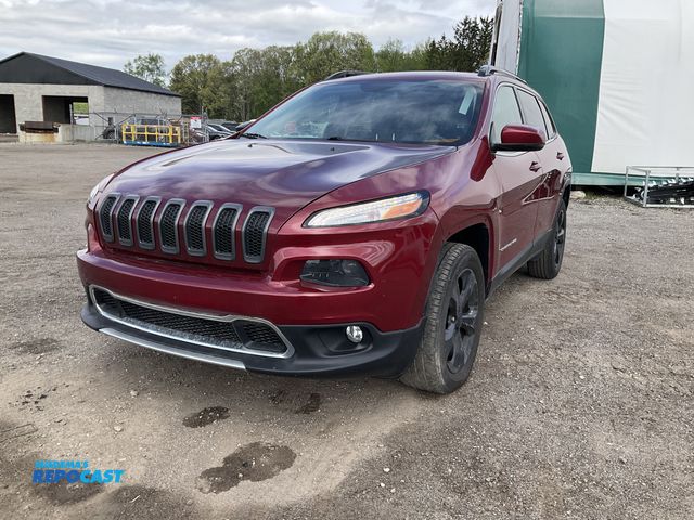 Lot 2-70502 - 2016 Jeep Cherokee Sport Wagon 4x4