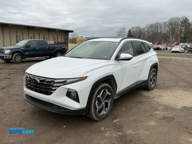 Lot 2-40989 - 2022 Hyundai Tucson SEL AWD SUV AWD