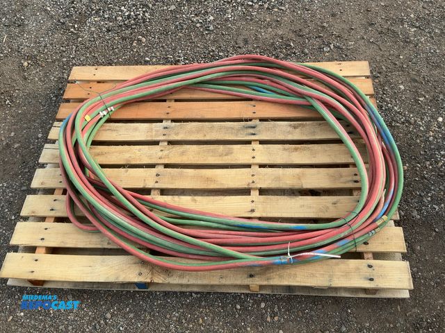 Lot 2-40840 - Skid of assorted used Continental 3/8" Twin Line Oxygen/Acetylene Hose