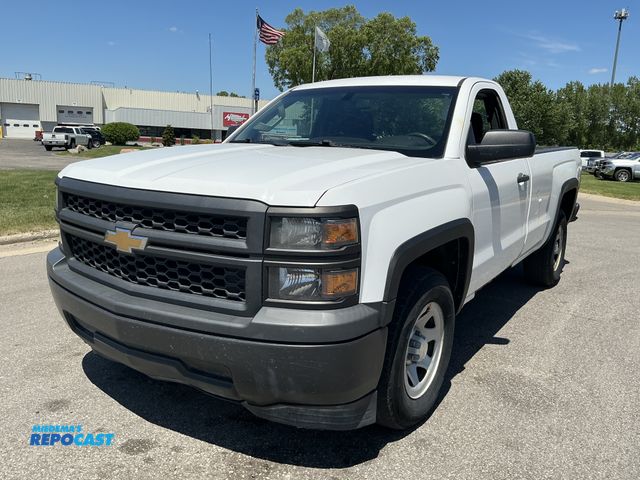 Lot 2-75224 - 2014 Chevrolet Silverado 1500 Base Regular Cab Long Box Pickup Truck RWD