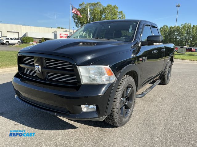 Lot 2-75227 - 2012 Dodge Ram 1500 Sport Double Cab Standard Box Pickup Truck 4x4