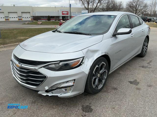Lot 2-43501 - 2021 Chevrolet Malibu LT Sedan FWD