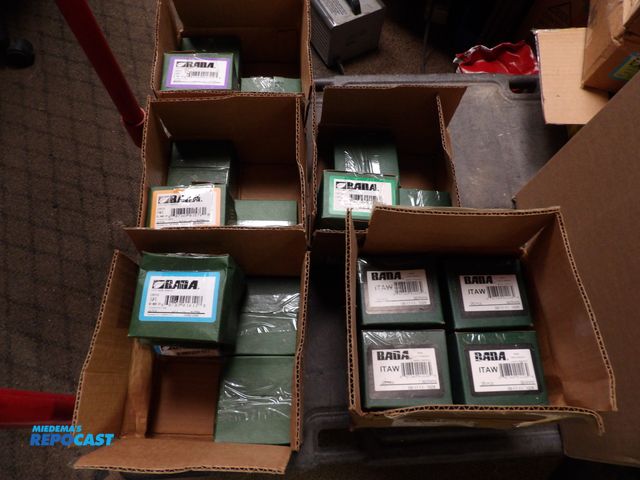 Lot 2-58257 - Lot of (500) New assorted Bada wheel weights (100) IWEE30, 30grams (100) ENFE 10 grams (100) LHFE .7...