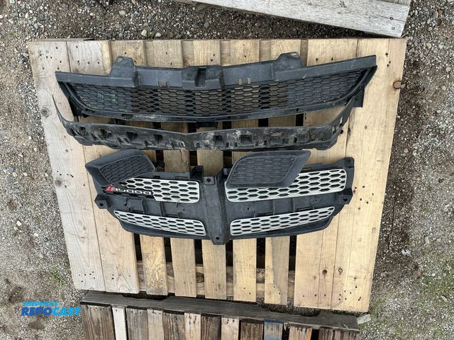 Lot 2-27657 - Front-end Pieces for a Dodge Charger
