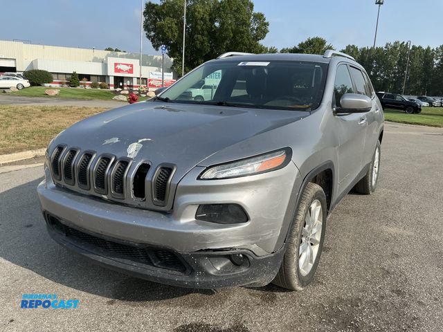 Lot 2-16308 - 2015 Jeep Cherokee Limited SUV 4x4