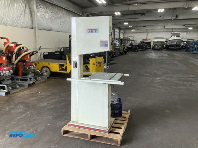 Lot 2-34906 - Jet 18” wood and metal bandsaw, 120/220 volt single phase, 2 wood and 1 metal blade and spare insert...