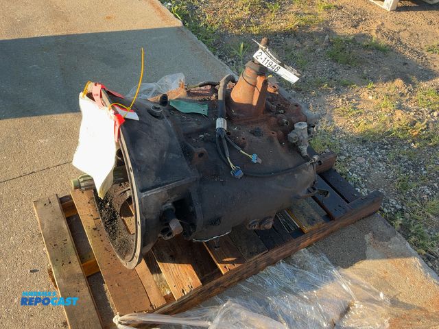 Lot 2-11948 - Used Eaton Fuller FRLO16410CT2 Transmission from Semi Truck