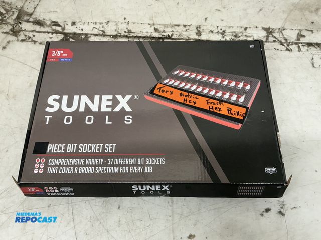 Lot 2-96303 - SUNEX 3/8" drive bits including metric hex, fractional hex, phillips, torx