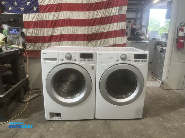 Lot 2-53771 - Gas LG front load set Washer & Dryer Set washer 9 cycles 5 temps 5 soil levels 5 spin speed heavy du...