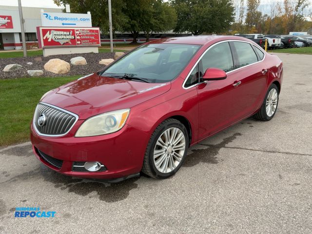 Lot 2-41673 - 2014 Buick Verano Base Sedan FWD