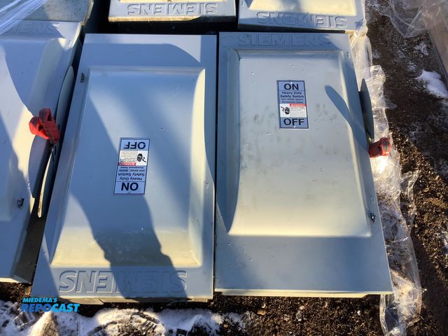 Lot 2-15636 - 2 Siemens HF364 Type VB II Fusible Heavy Duty Safety Switches