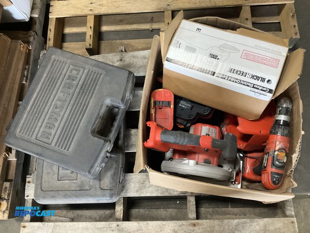 Lot 2-96888 - Several misc cordless tools with chargers black and decker firestorm tools have new charger most of ...