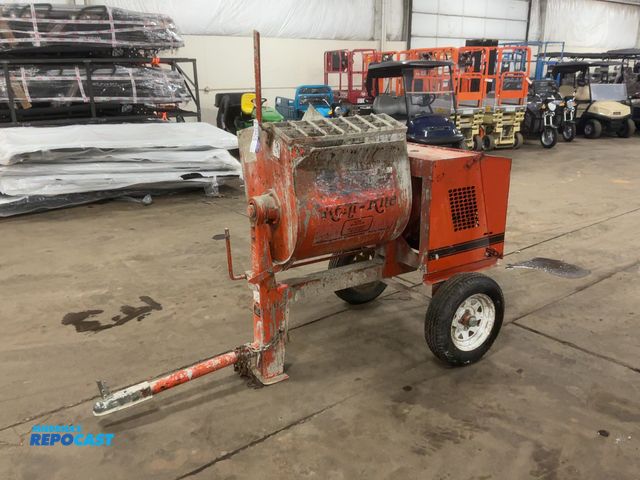 Lot 2-33405 - Crown Towable Mortar Mixer