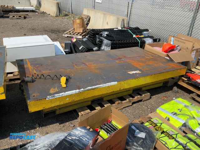 Lot 2-99413 - Hubbell 96”x48” yellow industrial 460V/3PH/60Hz hydraulic scissor lift table
