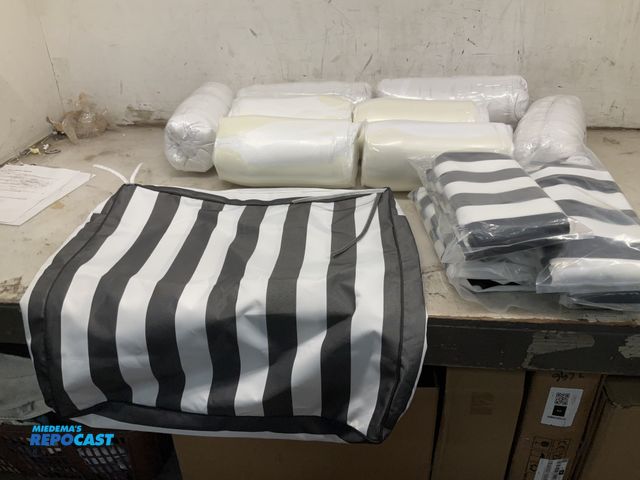 Lot 2-64308 - Lot of (4) outdoor patio cushions gray and white striped waterproof fade resistant removable covers