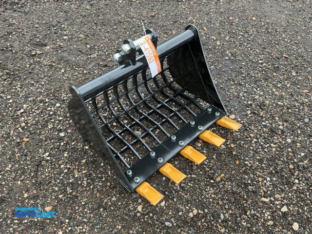 Lot 2-41592 - New SDLANCH 23" Skeleton Bucket with Teeth for Chinese Mini Excavator