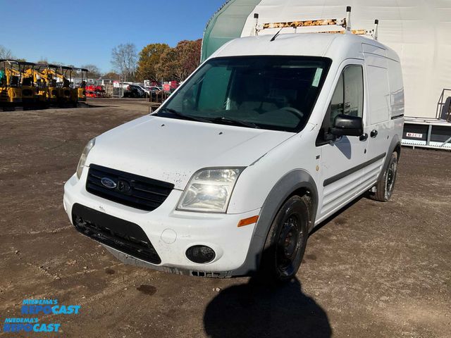 Lot 2-24680 - 2013 Ford Transit XLT work van FWD