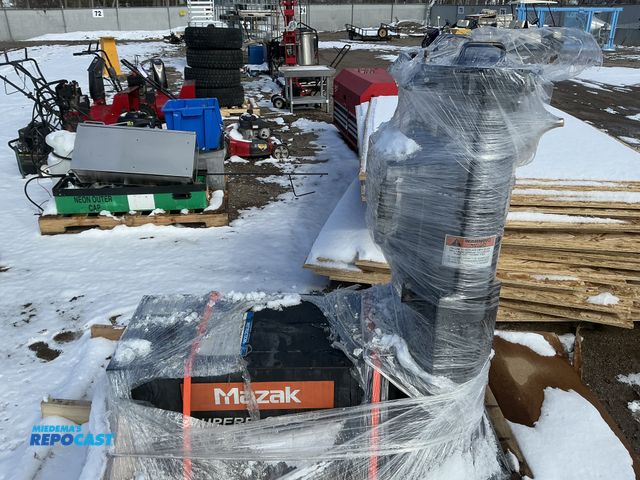 Lot 2-19266 - Mazak Super Flow T8 1000 Hydraulic Machine