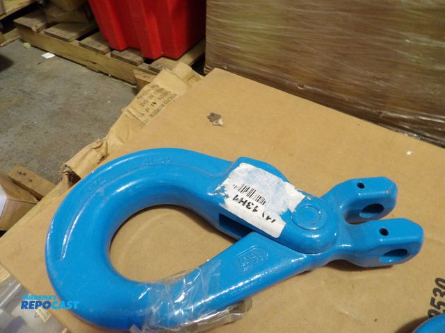 Lot 2-58241 - Lot of (1) New Yoke Self Locking Hook: 22600 lb working Load limit 100 Hook grade, Alloy Steel Clevi...