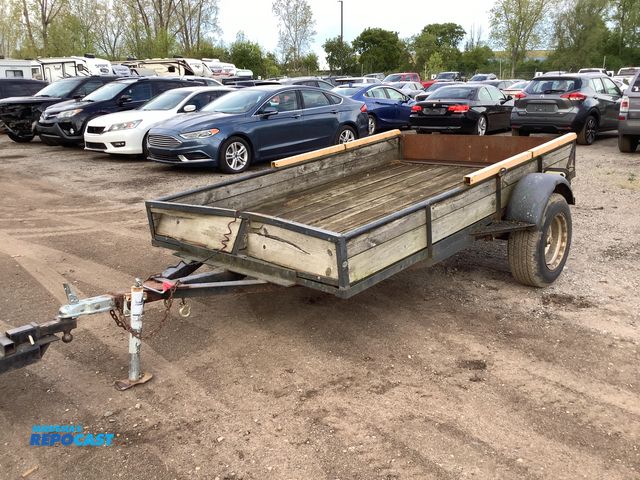 Lot 2-32802 - Utility Trailer