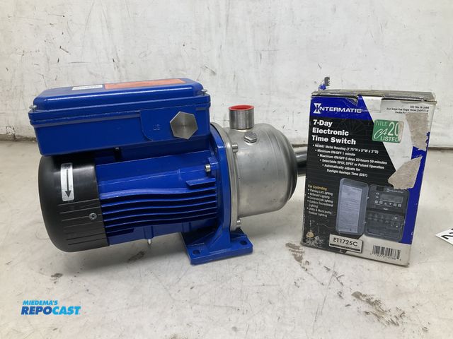 Lot 2-10317 - Lowara SV series vertical multistage pump for water transfer and Intermatic electronic time switch