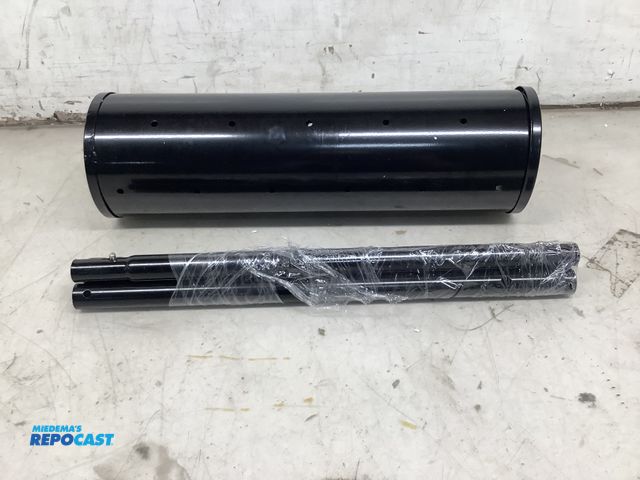 Lot 2-28224 - Lawn Aerator