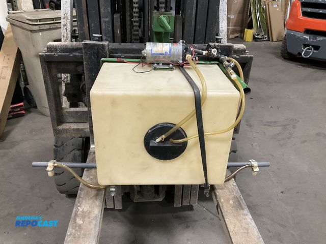 Lot 2-73264 - 15 Gal. Mountable Poly Tank with a Shurflo Electric Pump