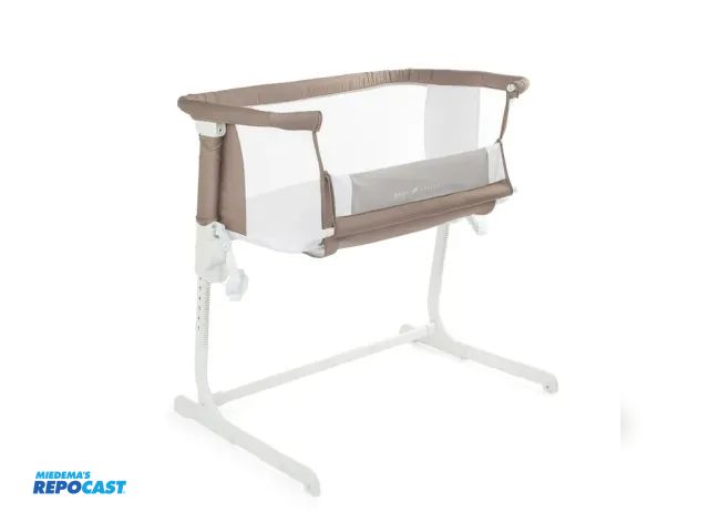 Lot 2-93602 - beside me dreamer organic bassinet and bedside sleeper BD06440