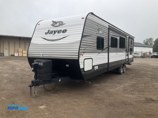 Lot 2-71047 - 2017 Jayco Jay Flight SLX Seried 32BHDS Camper Travel Trailer