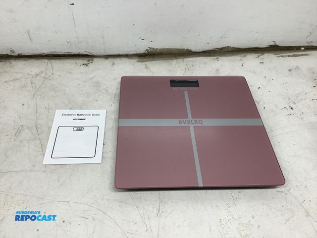Lot 2-75374 - AVXLRQ electronic bathroom scale 3V