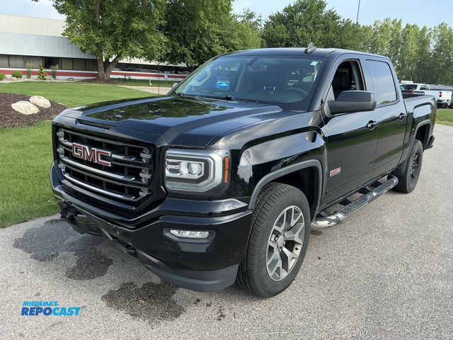 Lot 2-45643 - 2017 GMC Sierra 1500 Crew Cab Pickup Truck 4x4