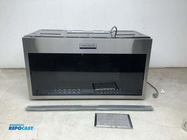 Lot 2-55287 - New Frigidaire Gallery GMOS1964AFA Microwave Oven