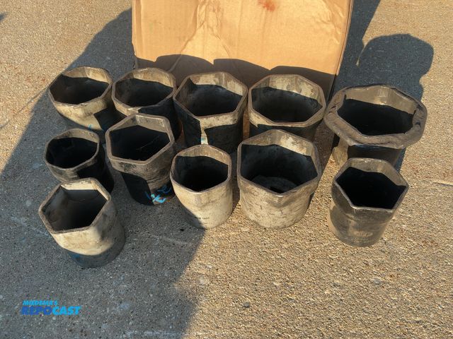 Lot 2-11780 - (11) Used 3/4" Drive Large Sockets, 2-1/2" to 3-1/2" range, some are same sizes, one is 1/2" drive
