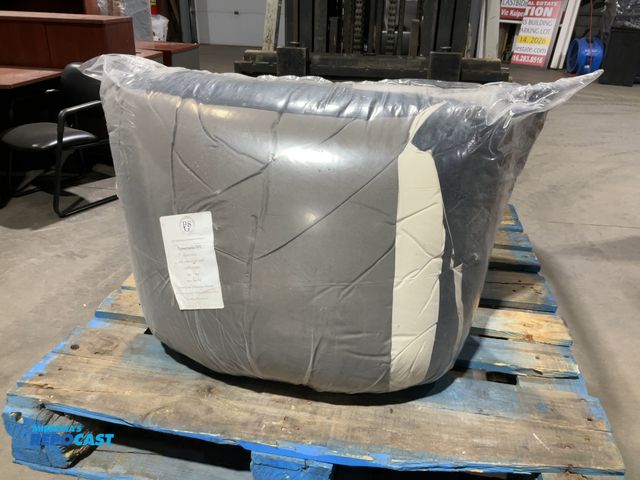 Lot 2-15203 - 1 6 Piece RV Bedding Set- 98”x102”